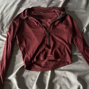 burgundy crop top